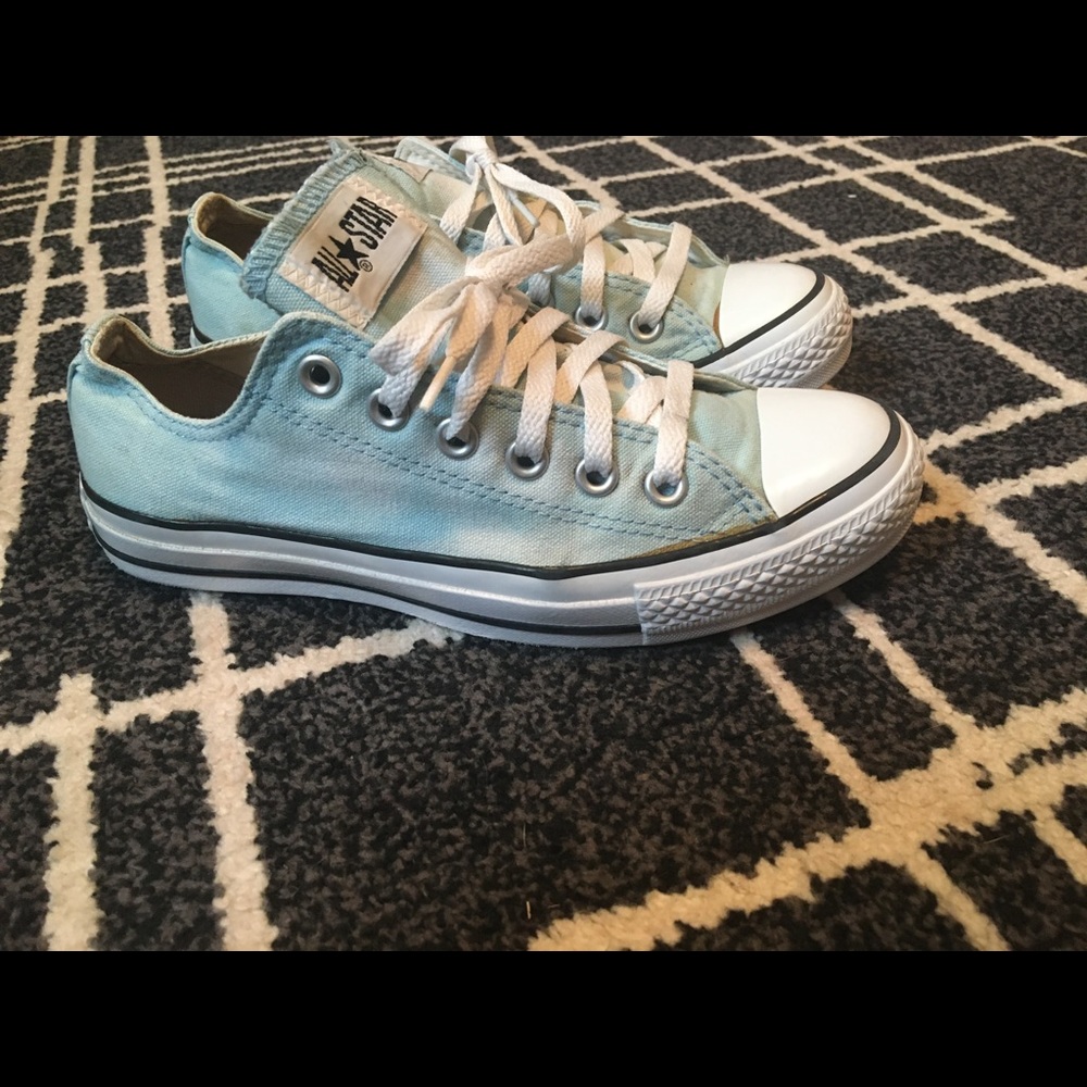 Converse - Picture 2 of 8